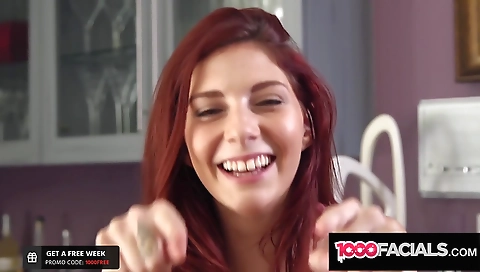 Sexy blonde slutty her feet in the park