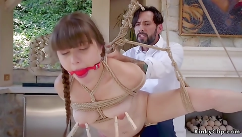 Sexy chick on a hawt ped quivers -stop