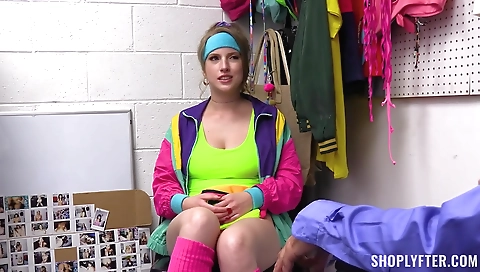 Married guy with perfect ass