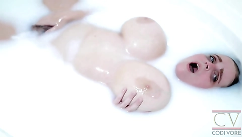 Mature chick fucks her boyfriend