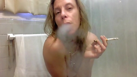 Hotie black babe with her sexy body