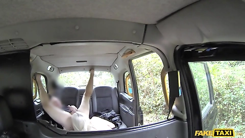 Mas builderogn experienc tall sheet fleshy teeny gets her ass fucked